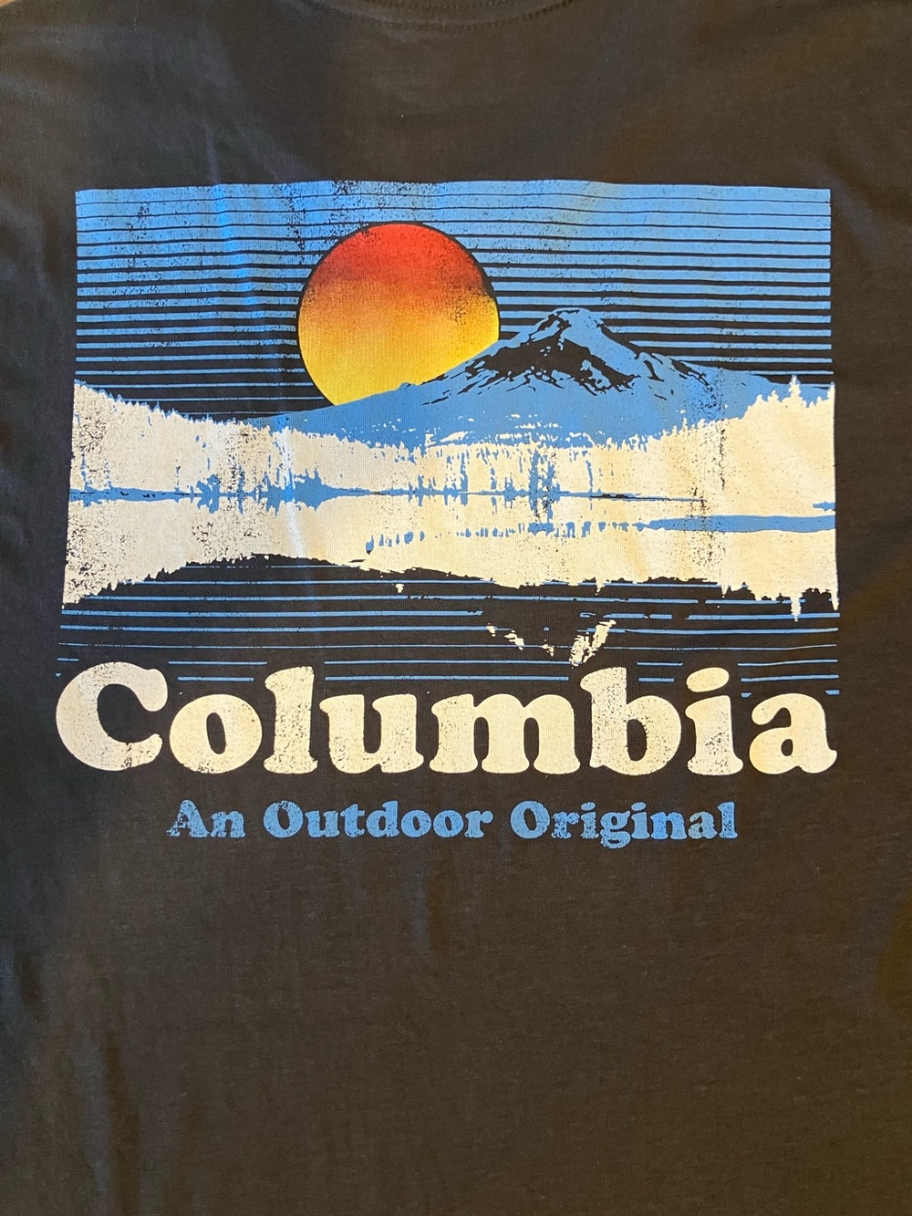 Columbia graphics T-shirt - Picture 3 of 6
